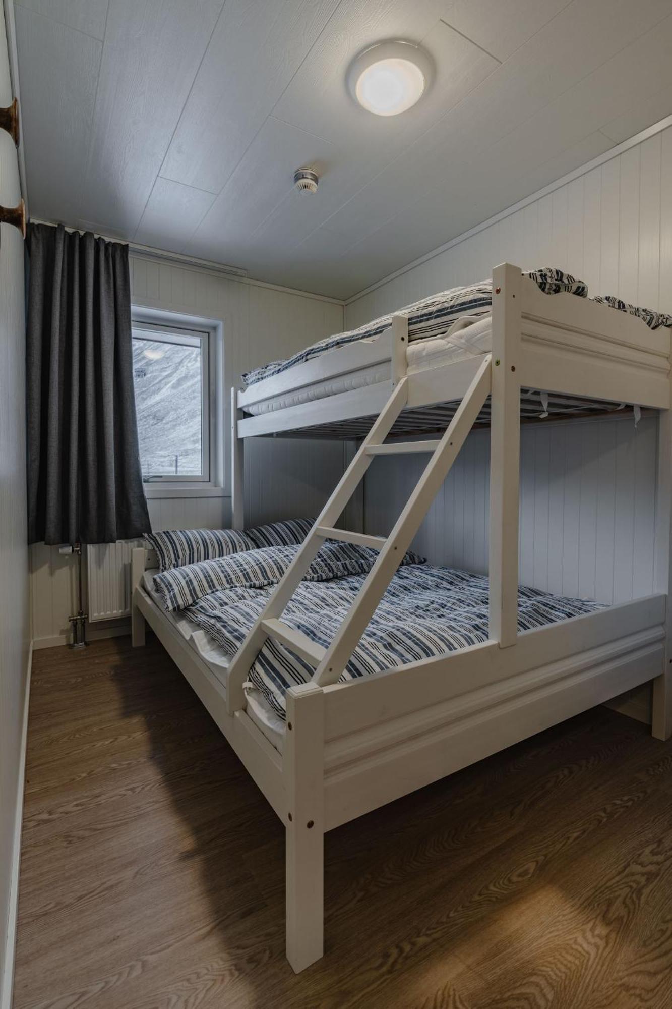 Longyearbyen Apartment Exterior photo